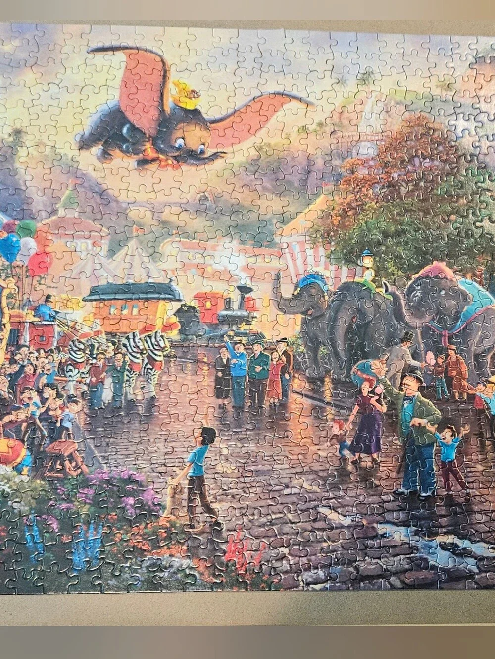 Thomas Kinkade Disney Dumbo Circus Scene Puzzle 750 Piece Blue, Brown, Green